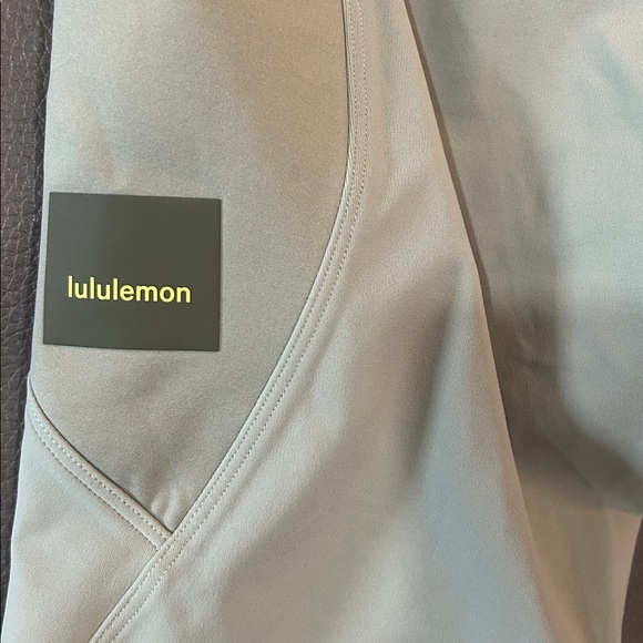 Lululemon Cargo Super-High-Rise Hiking Leggings 25”, size 6 - Picture 9 of 10